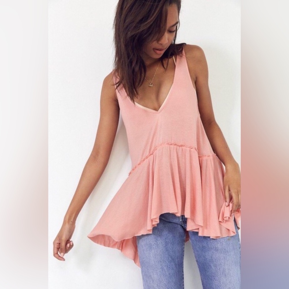 🟢 urban outfitters pink flowy tank top